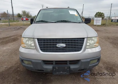 2005 Ford Expedition Xlt from USA, damaged, VIN 1FMPU15505LA10901